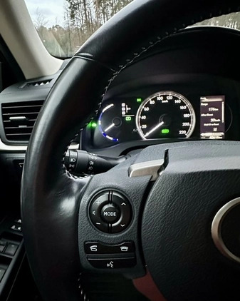 Lexus CT cena 96500 przebieg: 42200, rok produkcji 2019 z Augustów małe 497